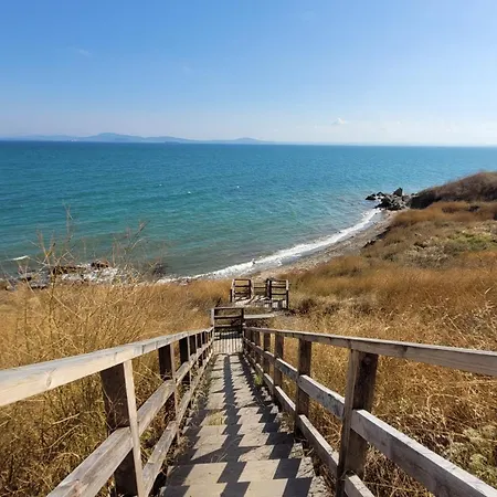 Mar Bella *